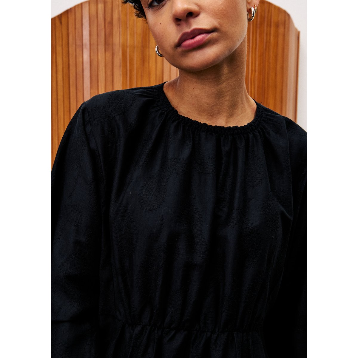 Robe OEILLET noir, FRNCH