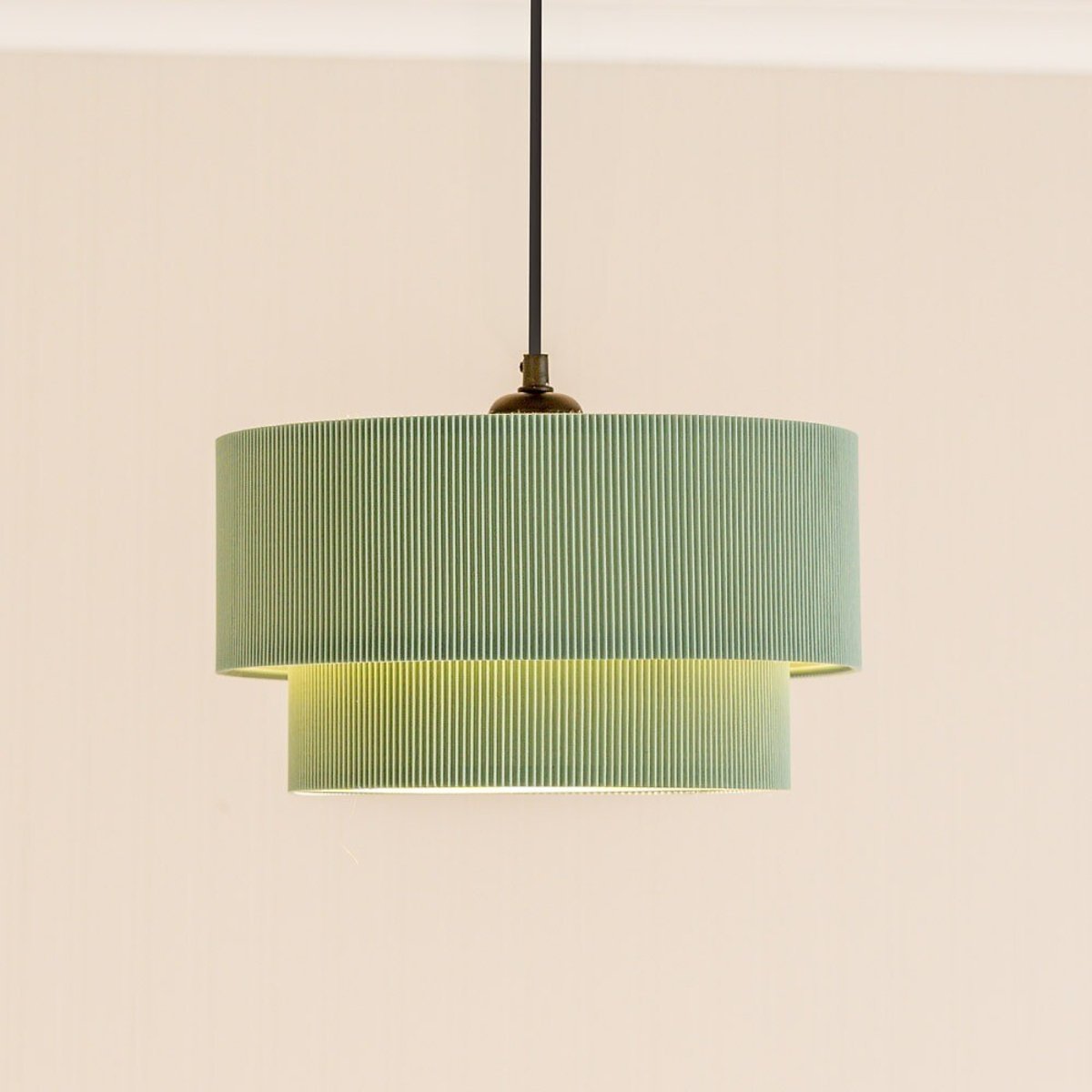 31cm Mack 2-Tier Crinkle Shade green, SO'HOME