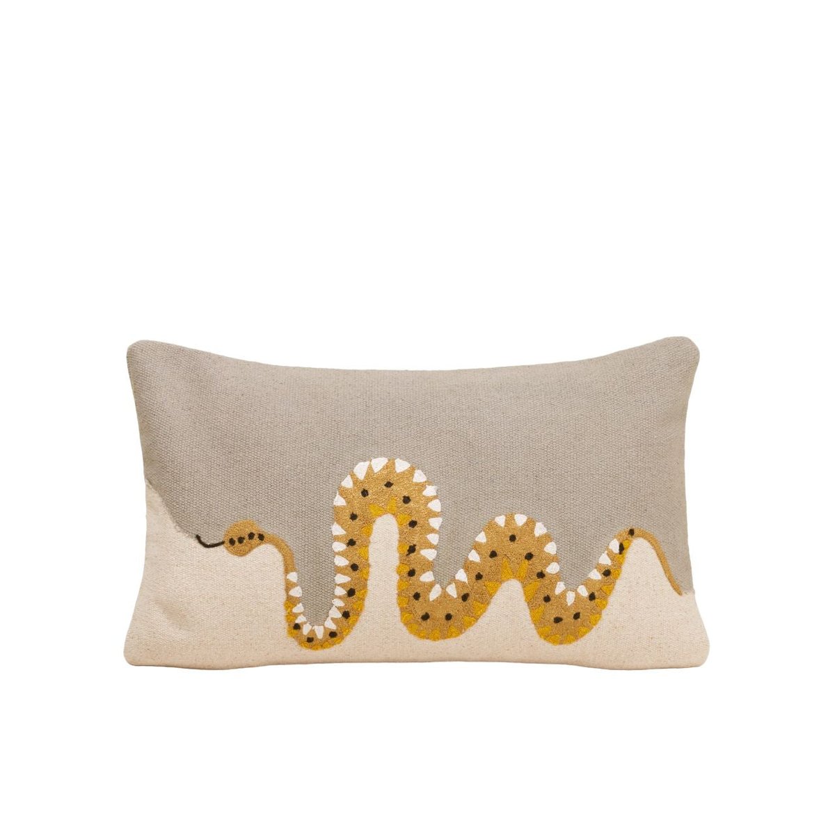 Housse De Coussin en Coton rebrodé d'un serpent en chaînette TEOTI naturel et python doré, MADURA