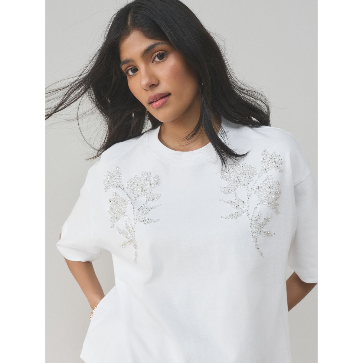 T-shirt ras du cou à manches courtes/fleurs blanc, NEXT