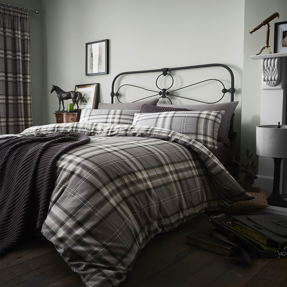 Kelso Easy Care Cotton Mix Duvet Cover and Pillowcase Set charcoal, CATHERINE LANSFIELD