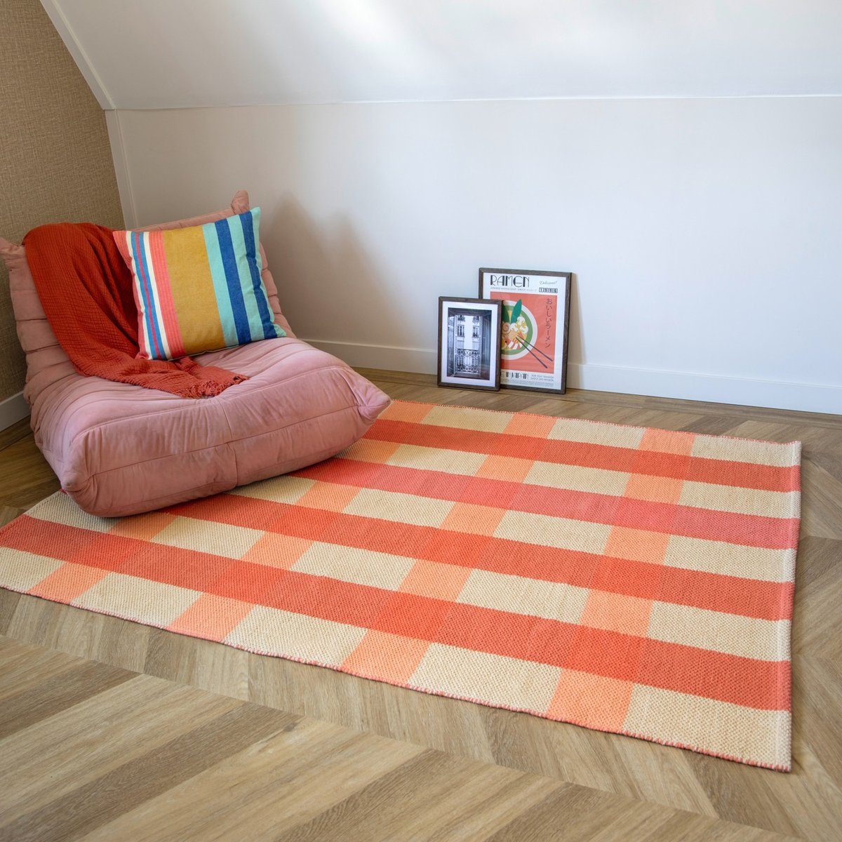 Tapis Kilim beige, corail, REMEMBER