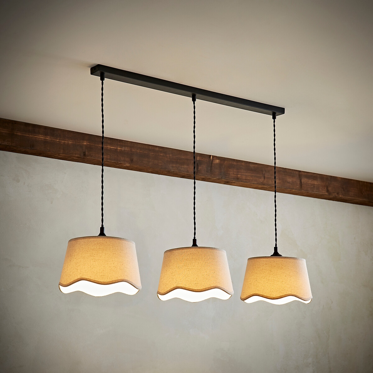 Marina 3-Light Diner Bar Pendant Light with Scallop Linen Shades natural, SO'HOME