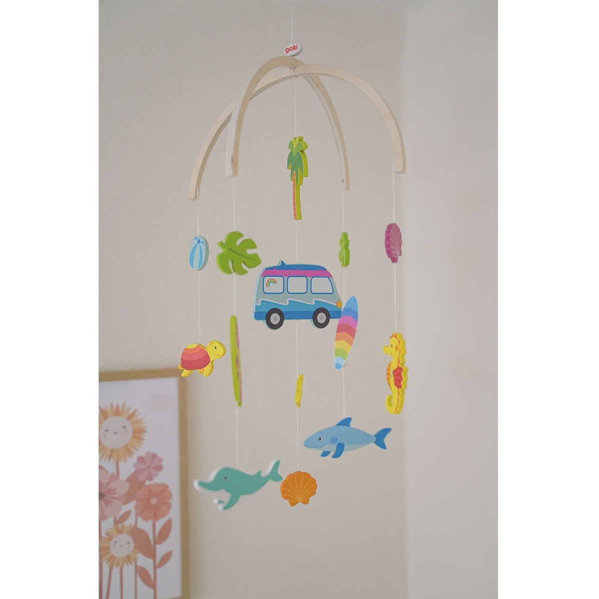 Mobile van de surfeur beige, GOKI