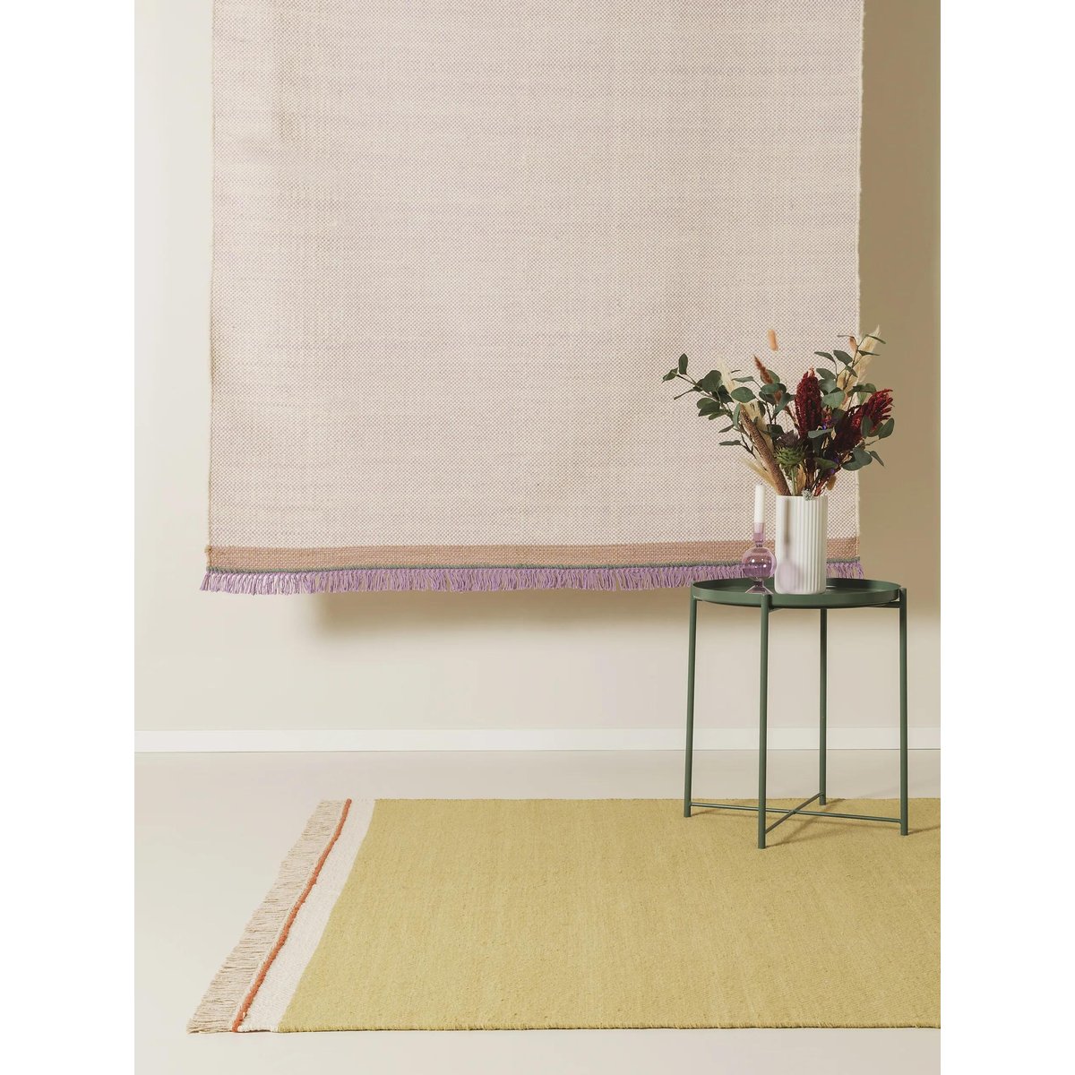 Tapis de laine tissé main KARLA mauve, BENUTA 