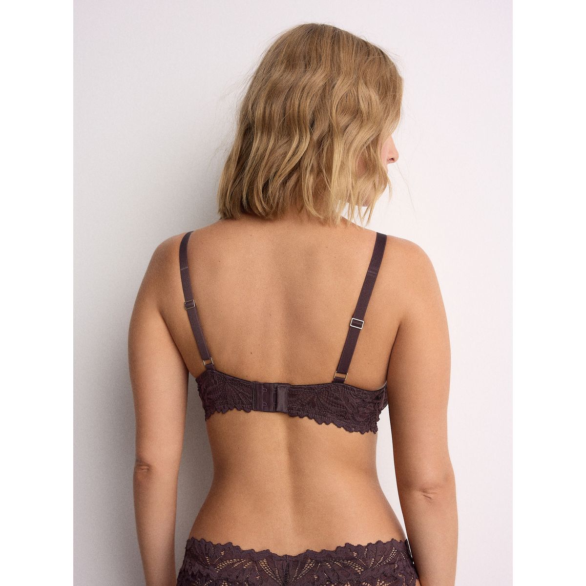 Soutien-gorge en dentelle ultra confort marron chocolat, NEXT