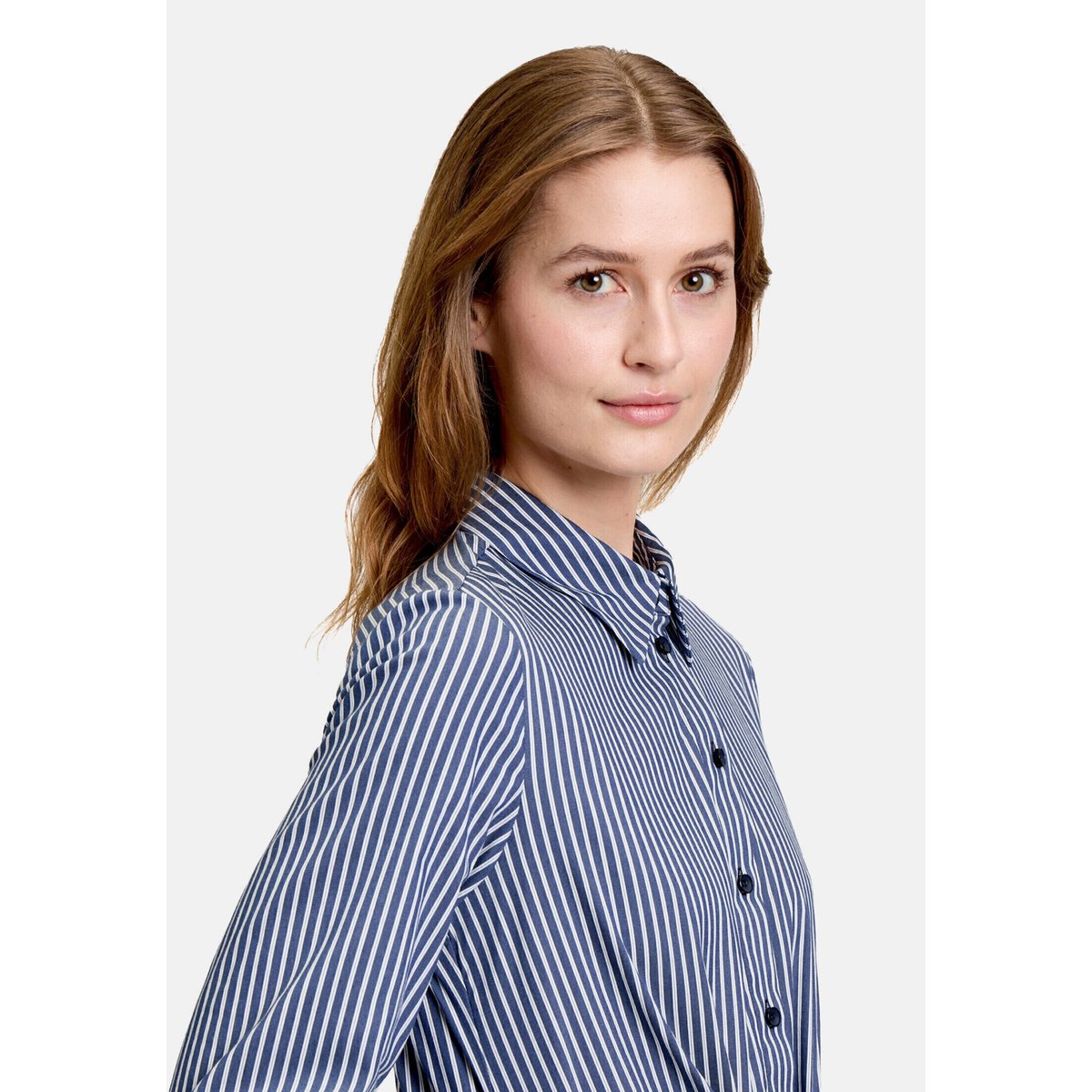 Robe-chemisier à poches extérieures bleu/blanc, BETTY & CO