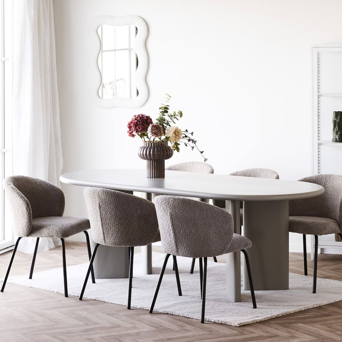 Table à manger 10 personnes ovale en bois- NAGANO grège, HOUSE NORDIC