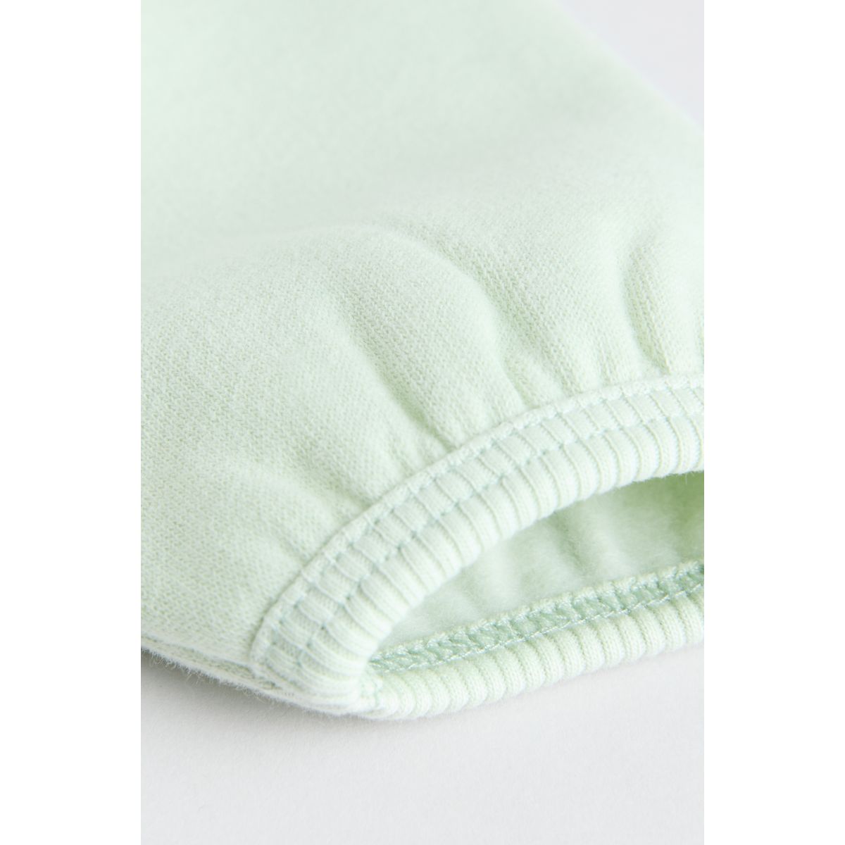 Sweat col à volants et legging bébé, 2 pièces vert sauge/crème ditsy, NEXT