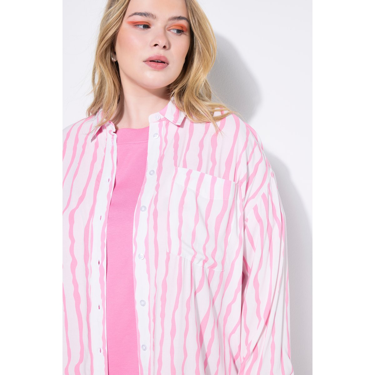 Chemisier oversize à rayures rose vif, STUDIO UNTOLD