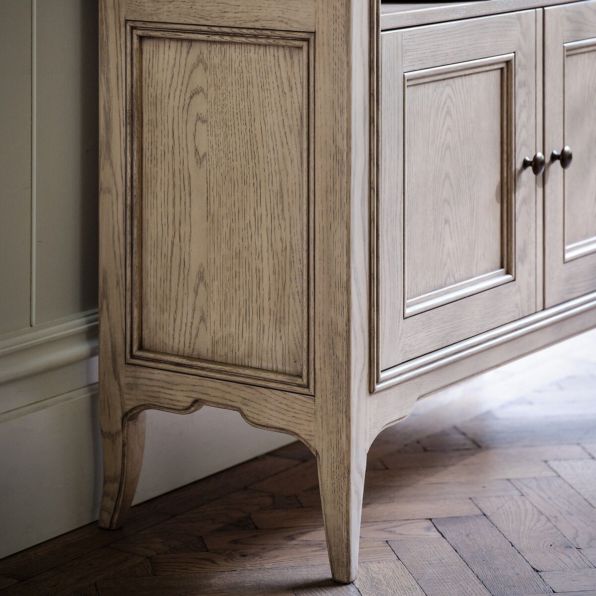 Toulon Oak Bookcase light oak wood, WILLIS & GAMBIER