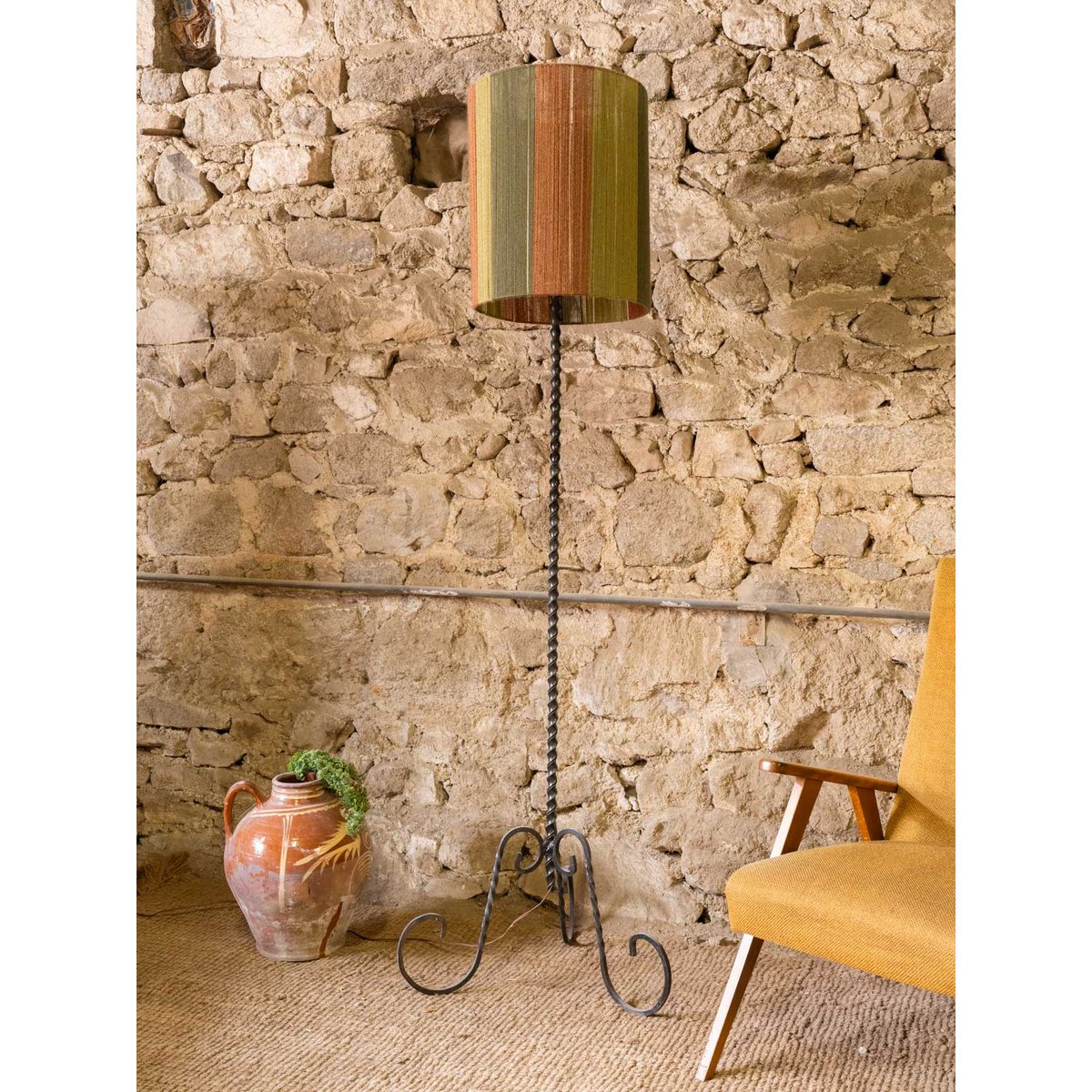 Lampadaire en fer et laine Julien N°406 - Bon état noir, DEBONGOUT
