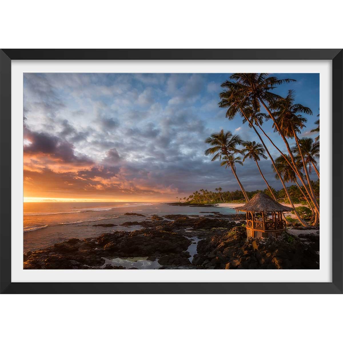 Affiche paysage paradis beach affiche + cadre en bois - noir, HEXOA