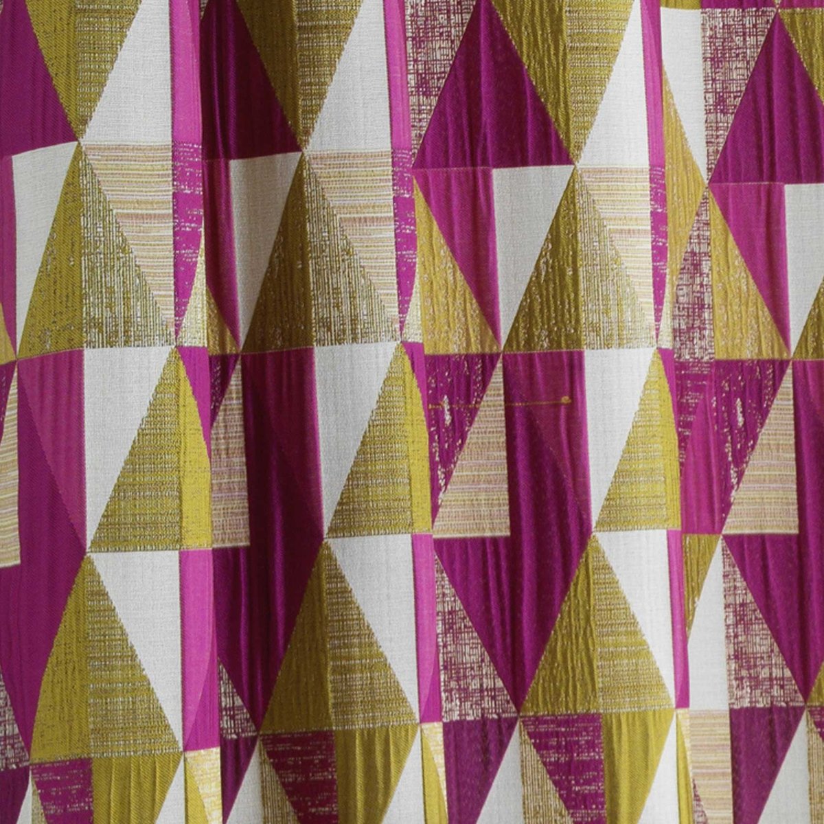 Rideau design à motifs triangulaires rose blush, HOME MAISON