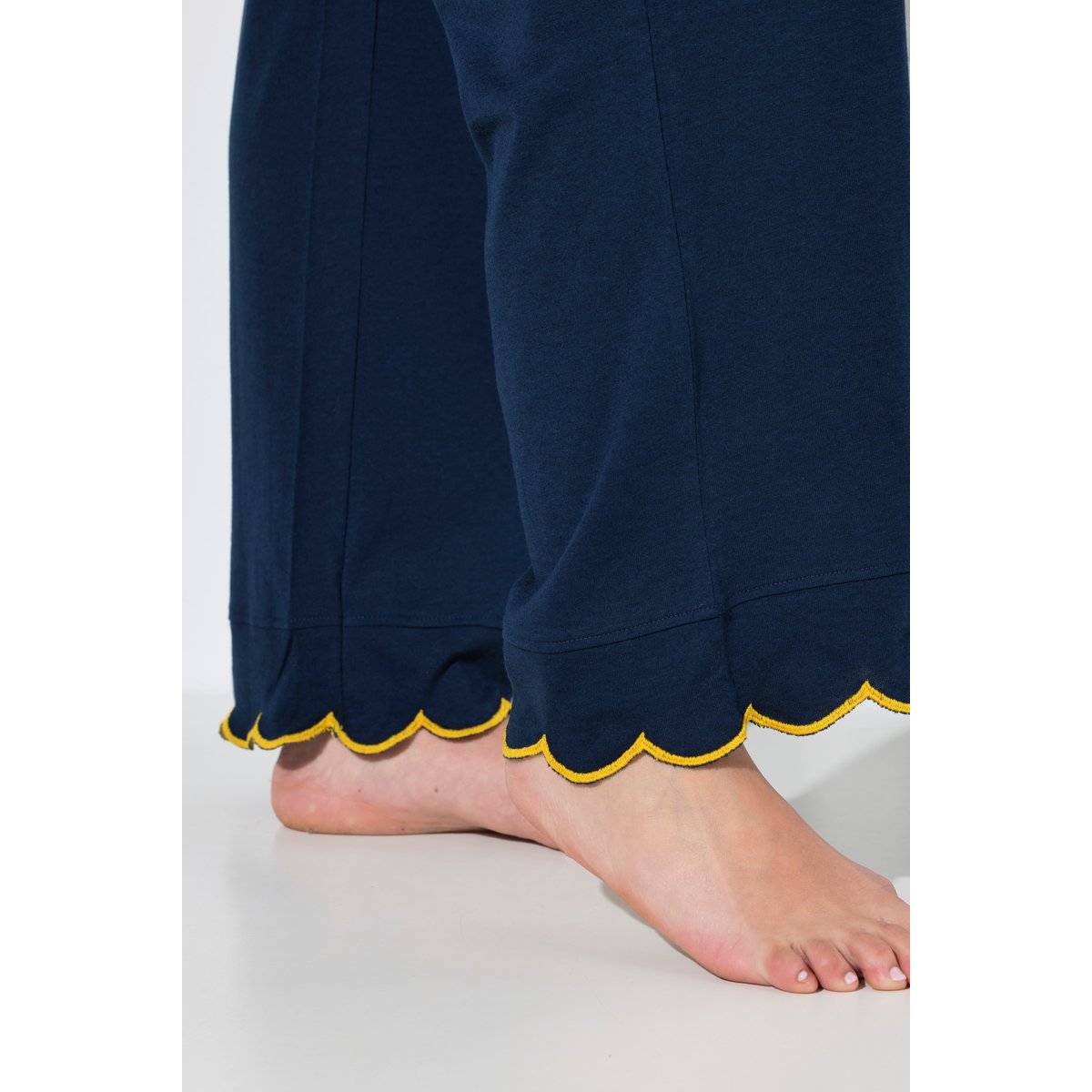 Pyjama en modal mélangé, passepoil fantaisie bleu nuit, ULLA POPKEN