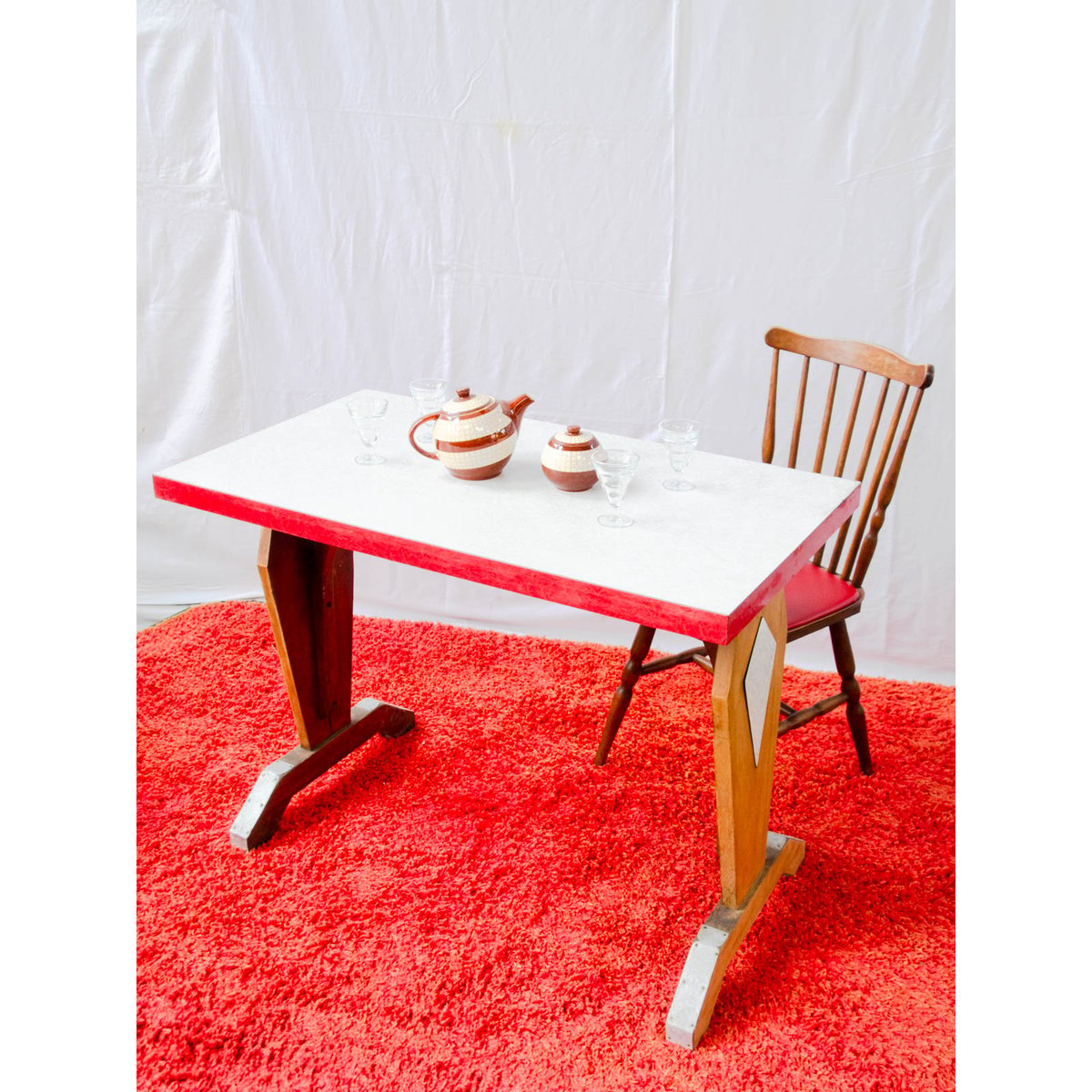Table à manger bistro en formica et bois Denise N°1369 - Bon état gris, DEBONGOUT