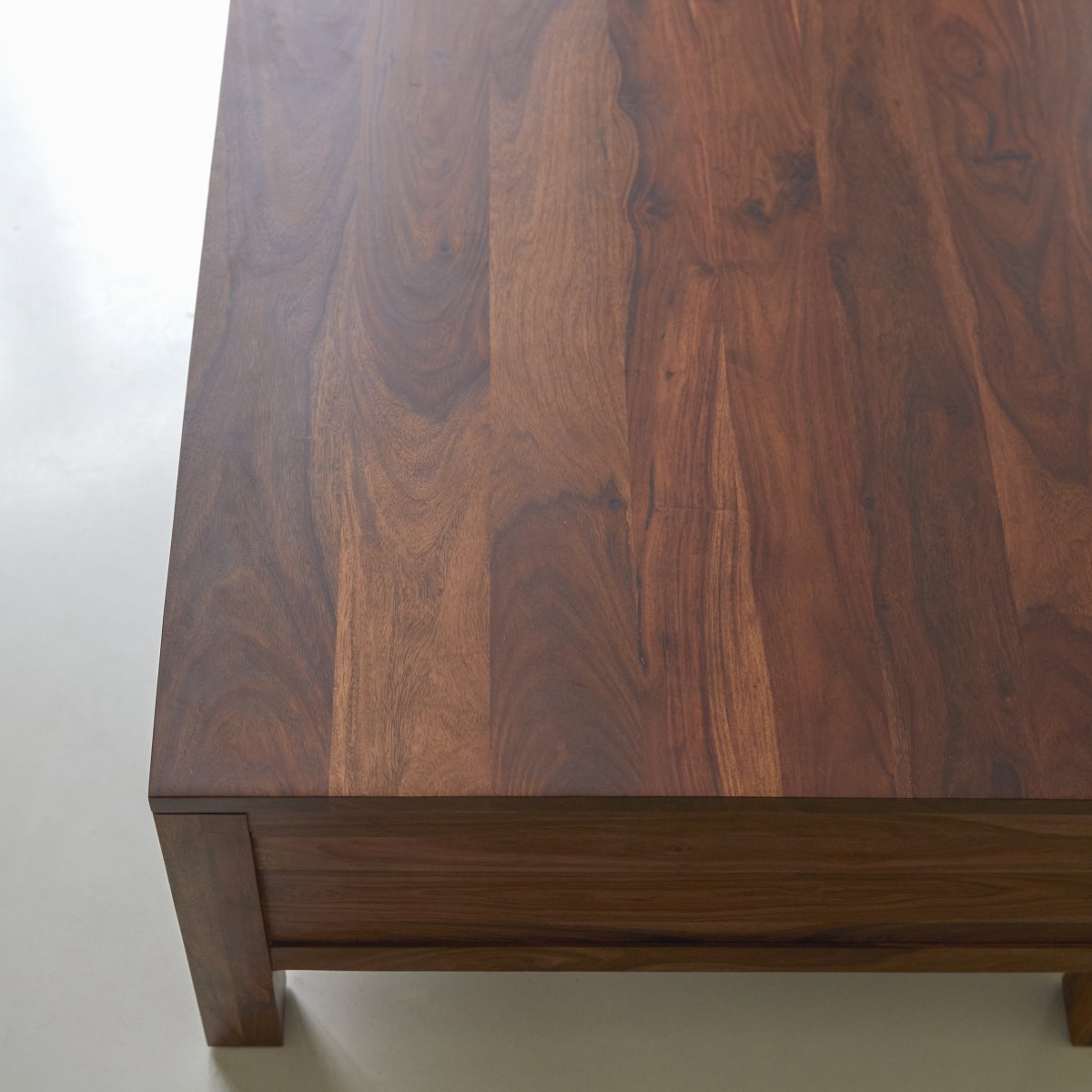Table basse en Palissandre massif, OLIVER marron foncé, TIKAMOON