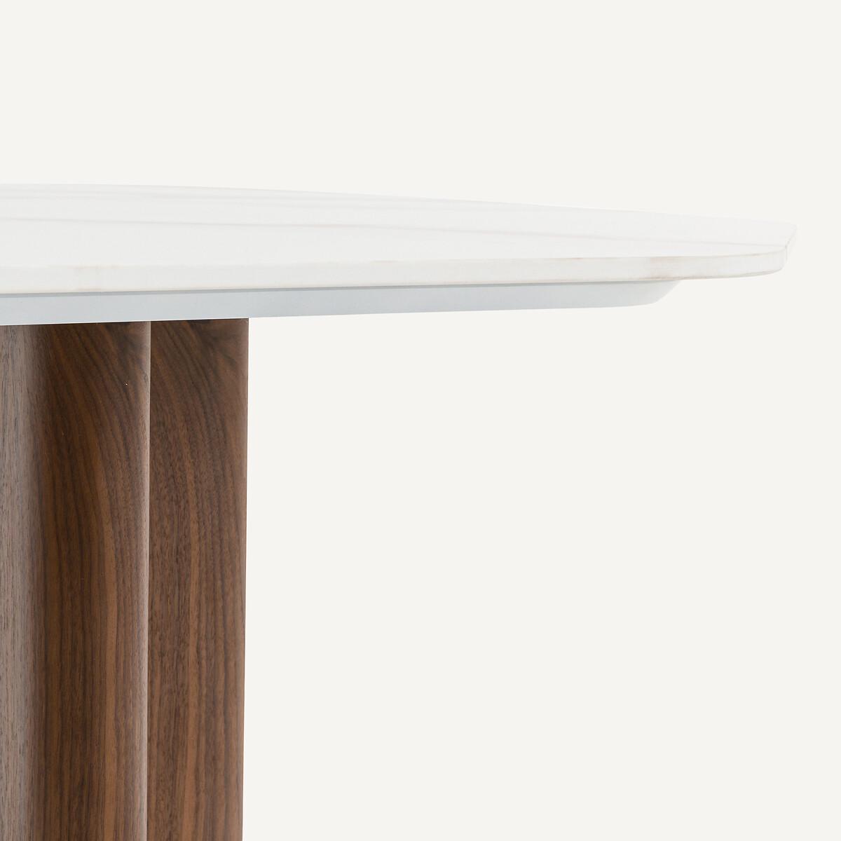Table de repas, en céramique et noyer massif, 6 à 8 couverts, NELLA céramique blanche, AM.PM