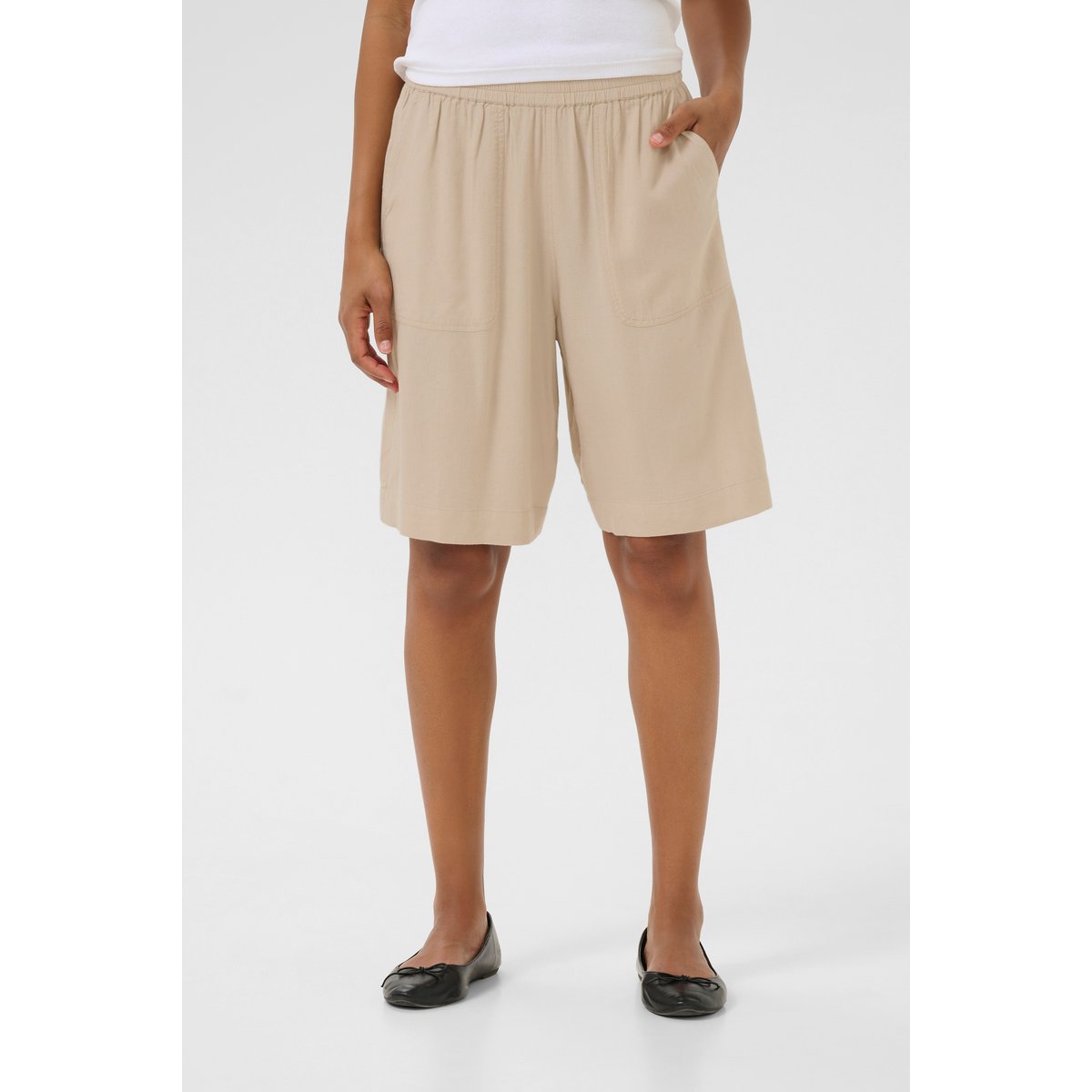 Shorts casual gris feather gray, KAFFE