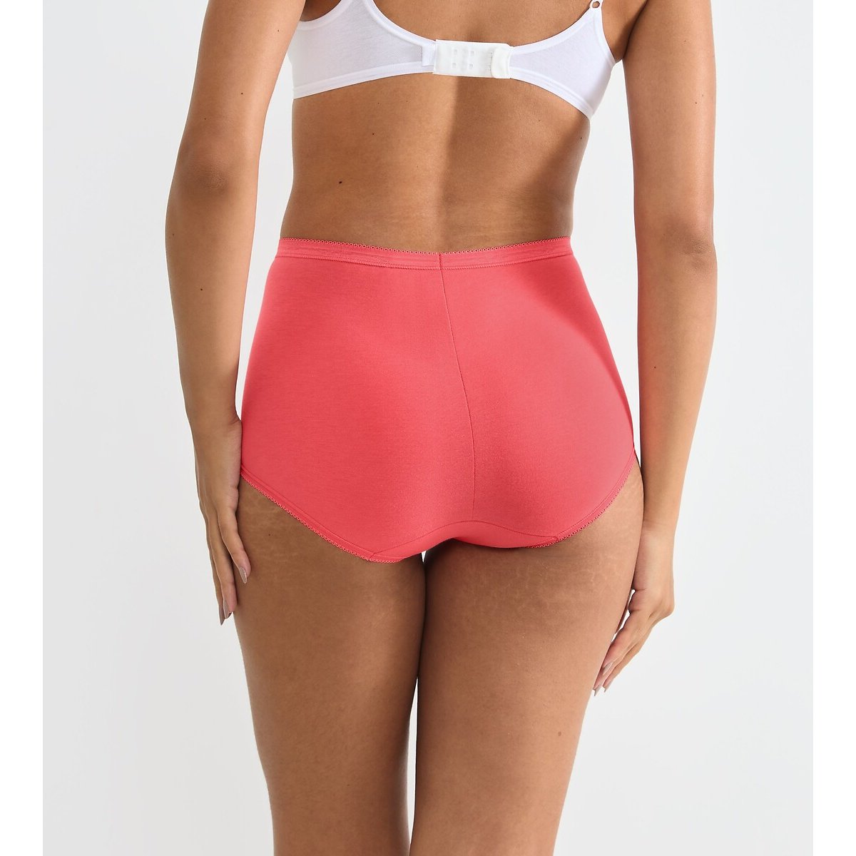 Lot de 3 + 1 Gratuite Culottes Maxi Basic+ nacre + rose + rose pâle +corail, SLOGGI