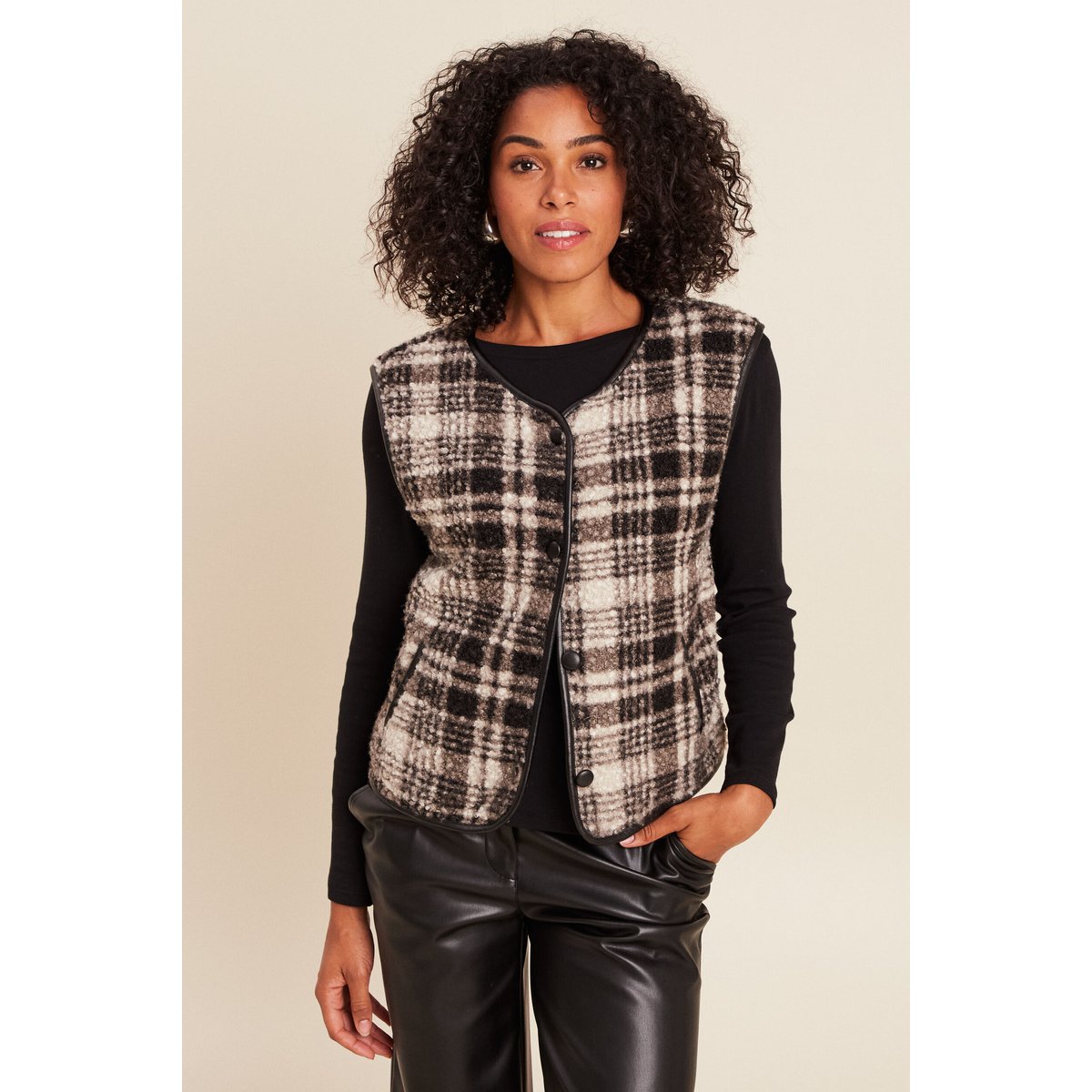 Gilet sans manches en bouclette noir, BREAL
