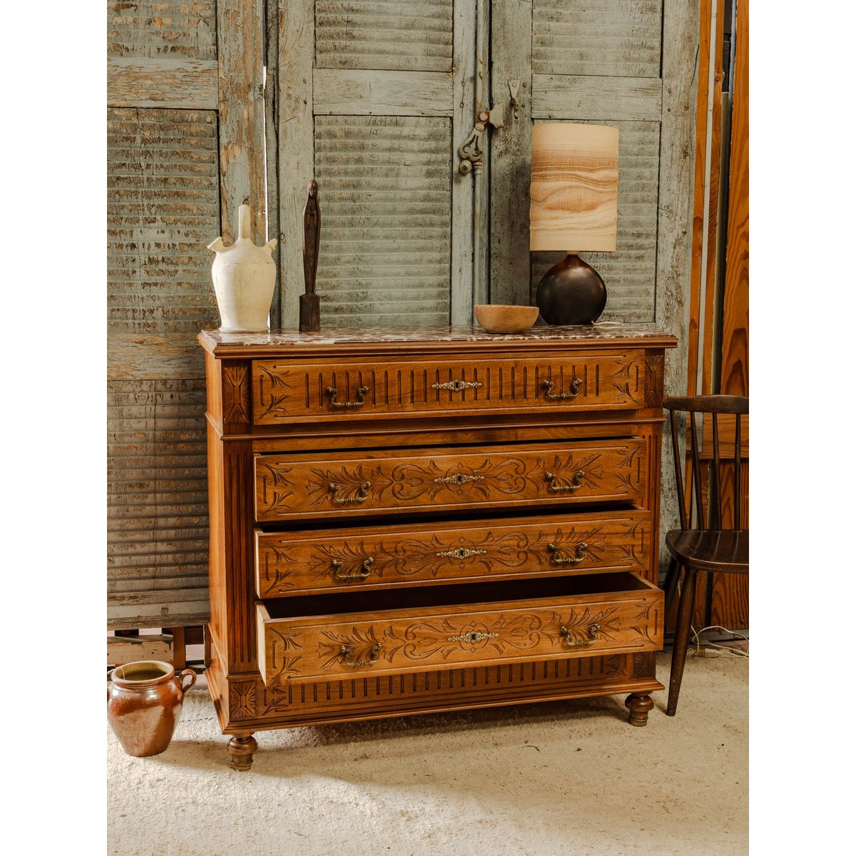 Commode en bois et marbre bordeaux Garance N°731 - Bon état bois foncé, DEBONGOUT