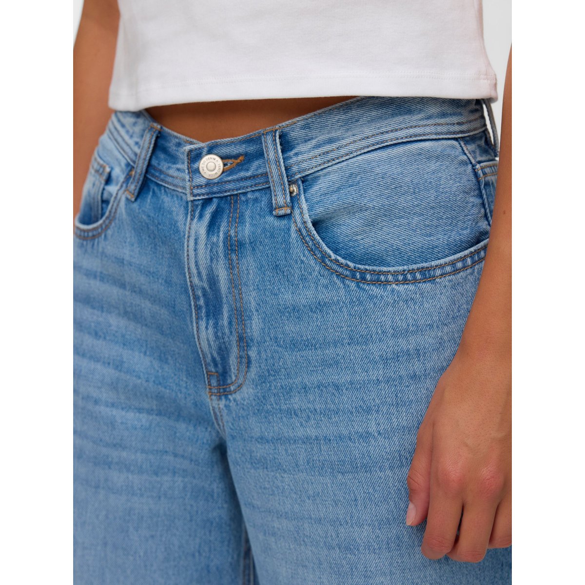 Jean À Coupe Large light blue denim, VERO MODA