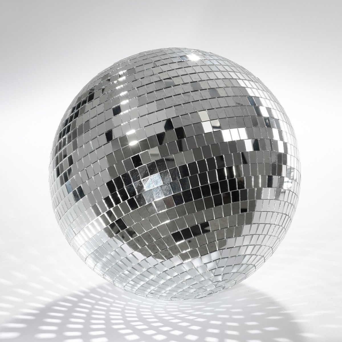 Boule à facettes Ø25 cm LUZZ argent, MICA DECORATIONS