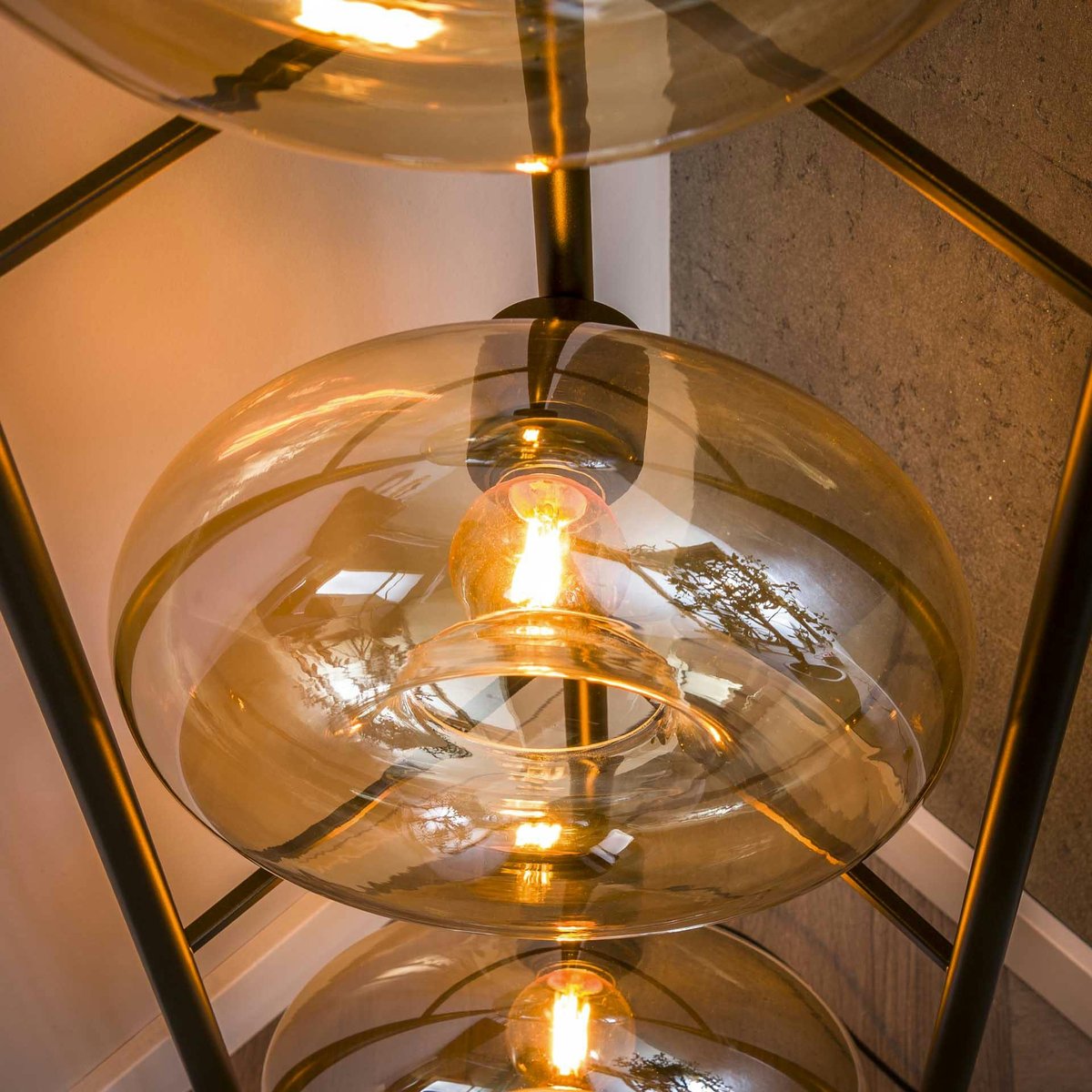 Lampadaire vintage anneaux en verre ambré NIAGARA ambre, PIER IMPORT