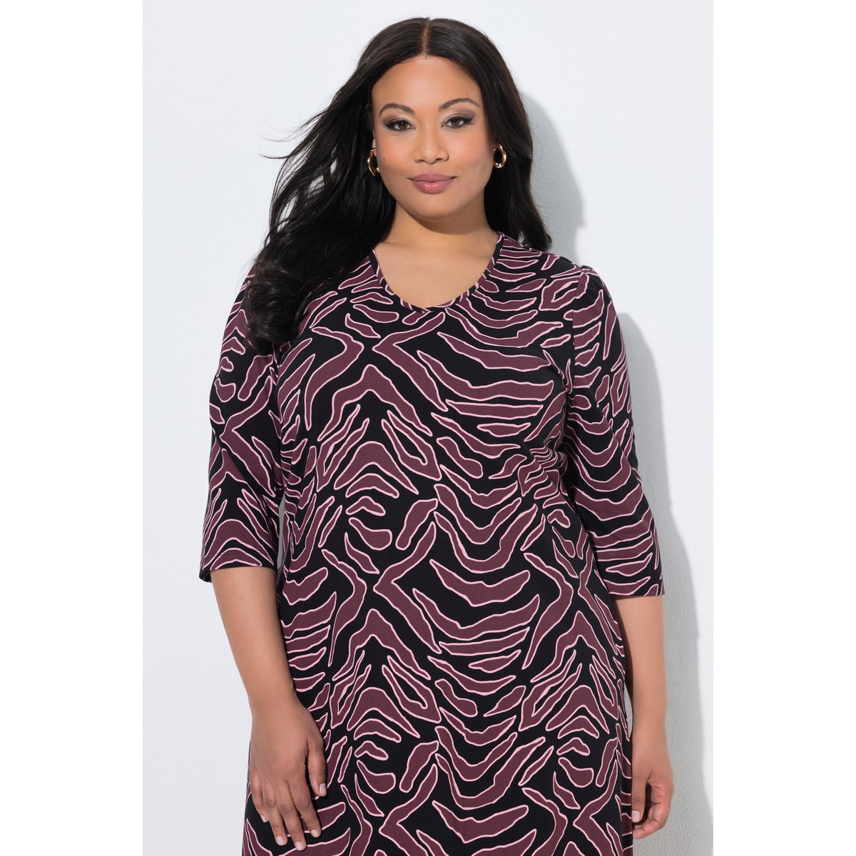 Robe longue, imprimé graphique, col en V brun nougat, ULLA POPKEN