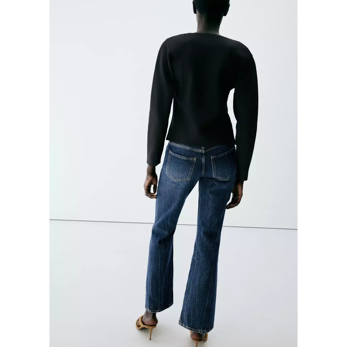 Jeans flare taille basse bleu foncé, MANGO