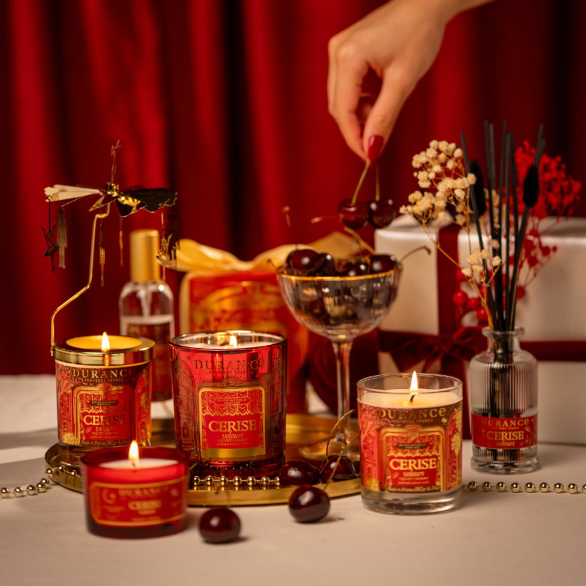 Bougie Parfumée Cerise Velours couleur unique, DURANCE