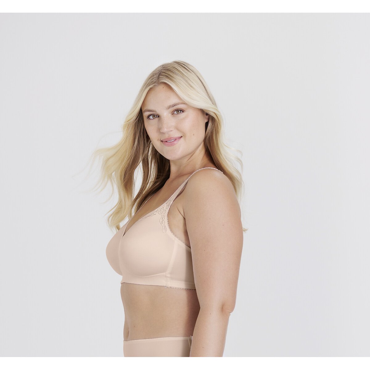 Soutien-gorge moulé Smoothly beige, MISS MARY OF SWEDEN