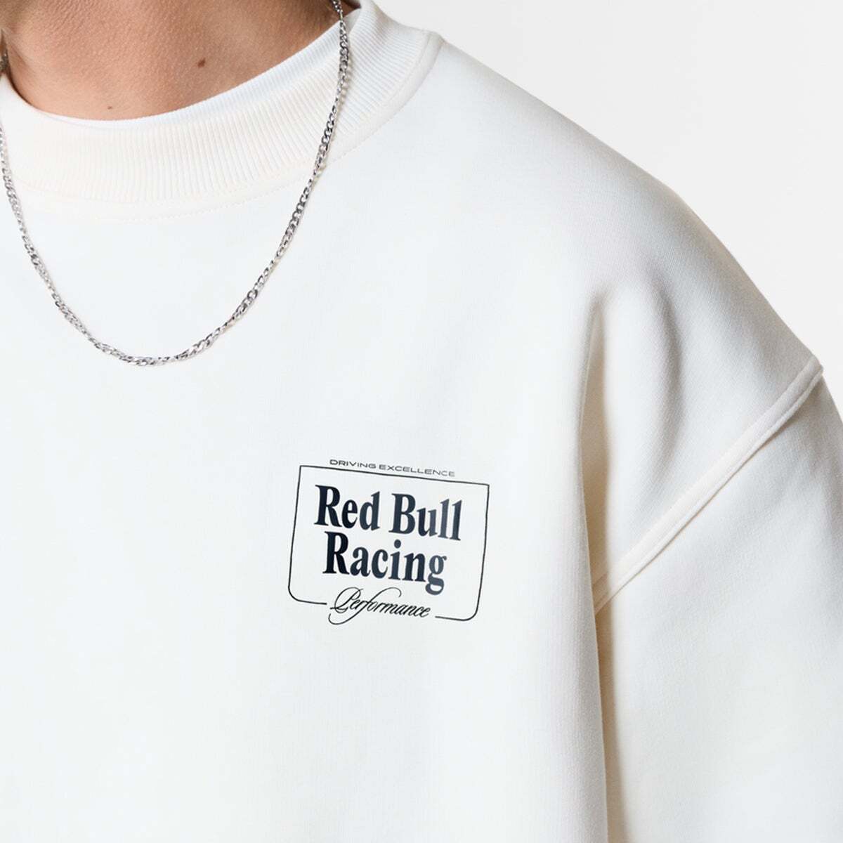 Red Bull Racing Sweat-Shirt À Col Rond Coupe Loose blanc cassé, PEPE JEANS
