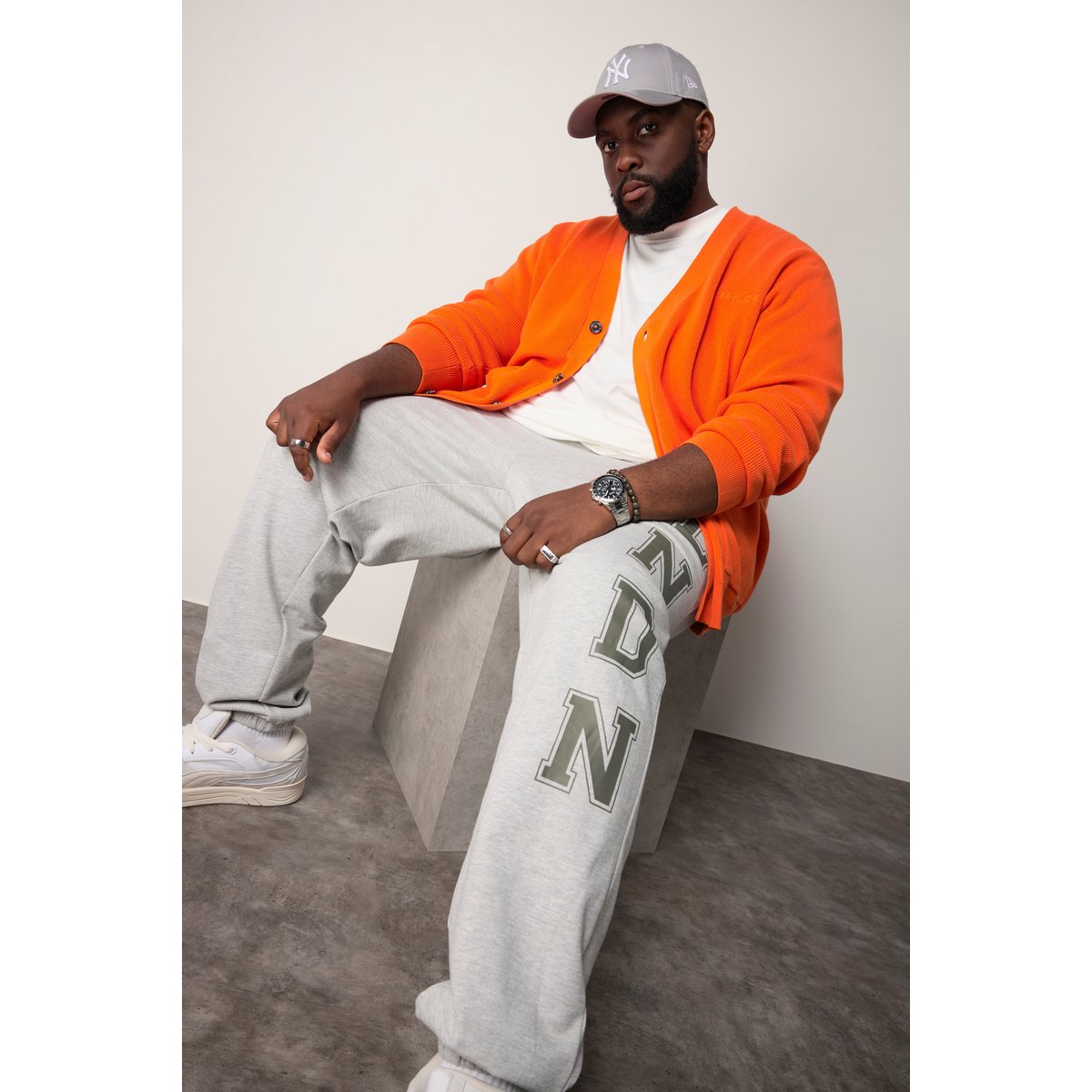 Pantalon en molleton gris chiné, STHUGE