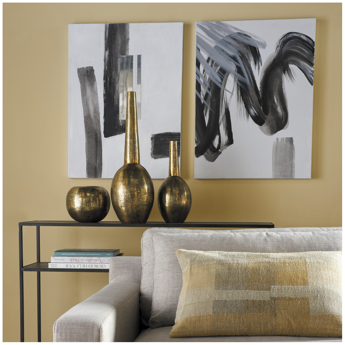 Vase en laiton bronze, BLANC D’IVOIRE
