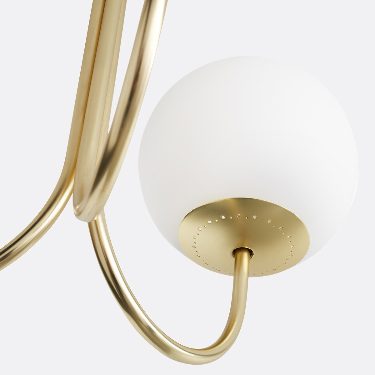 Hanglamp in messing en opaline glas, Moricio wit, LA REDOUTE INTERIEURS