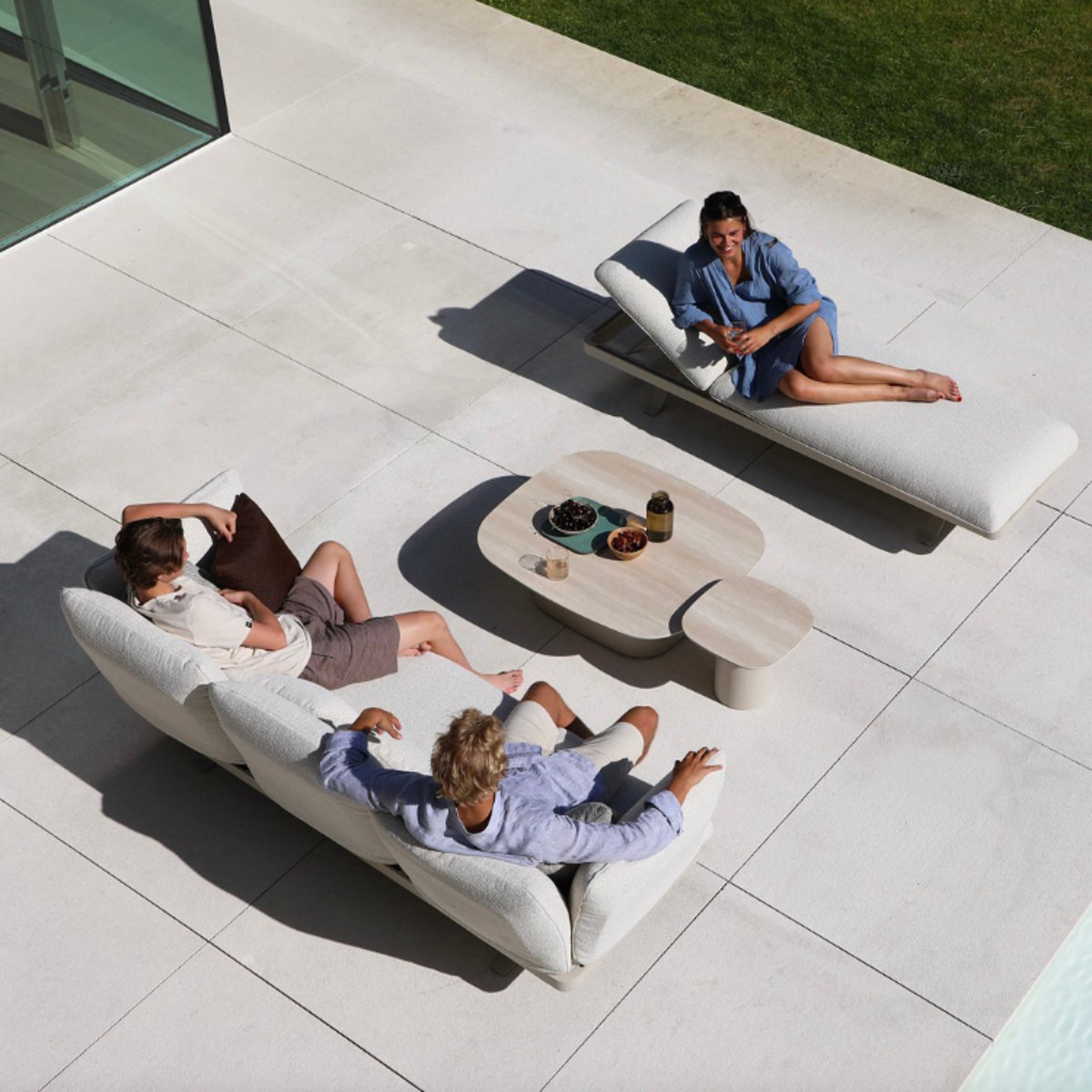 Canapé 3 places modulable en aluminium, CAMILLE beige, AU JARDIN DE CHLOÉ