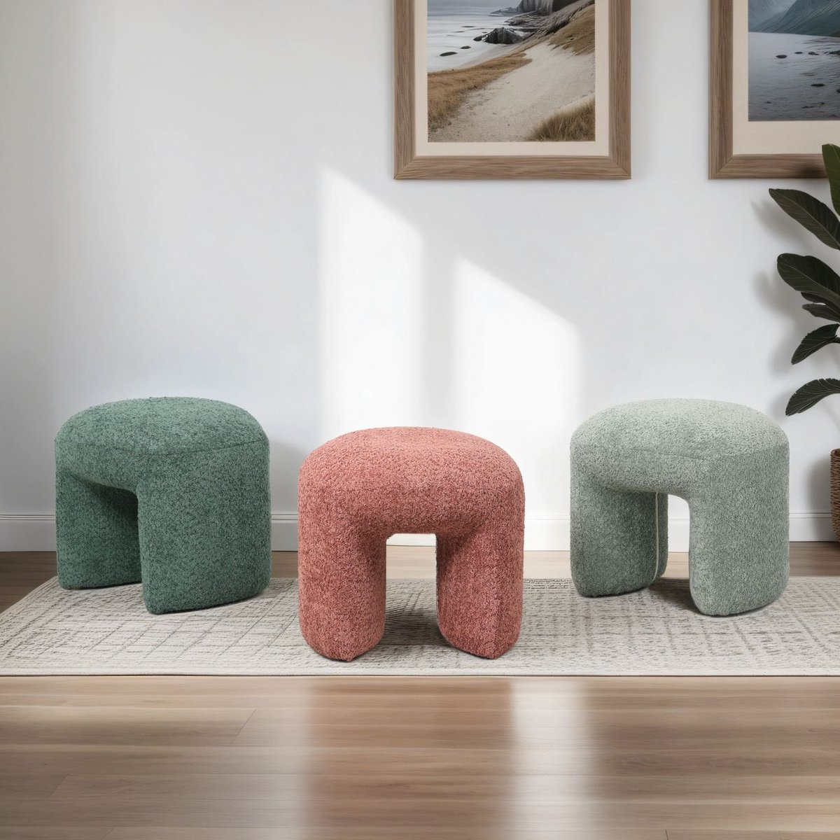 Pouf en tissu aspect peluche rase vert d'eau, ZAGO