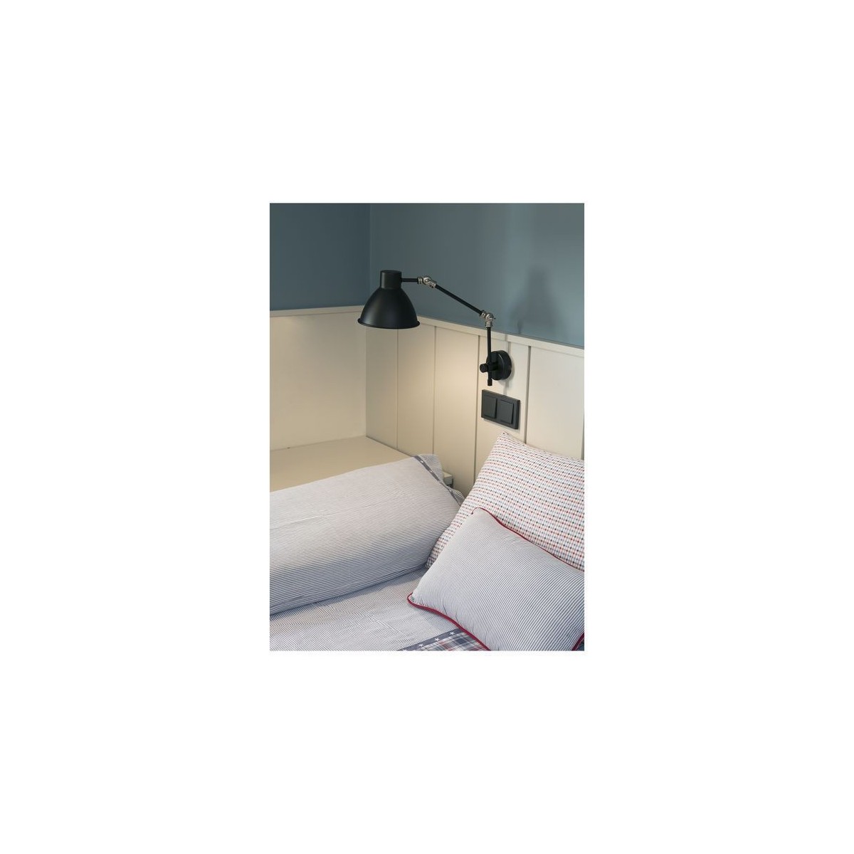 Applique    CELIA noir mat, FARO