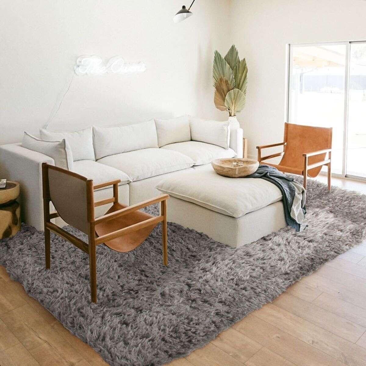 Tapis tout doux imitation fourrure AUTHENTIK gris clair, THE DECO FACTORY
