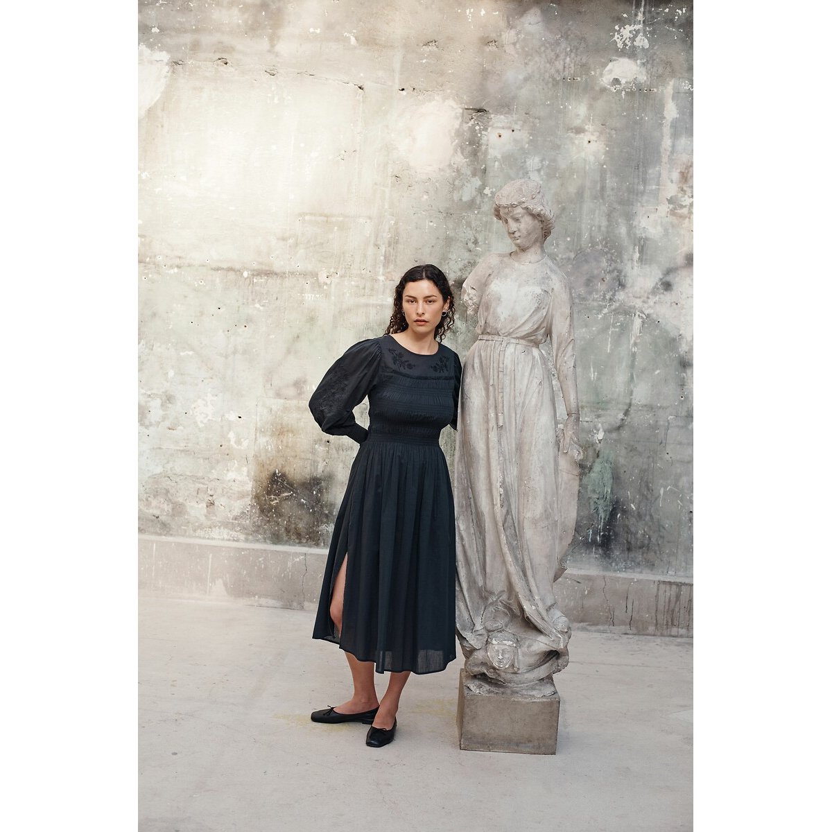 Aymee Smocked Midi Dress black, LOUISE MISHA