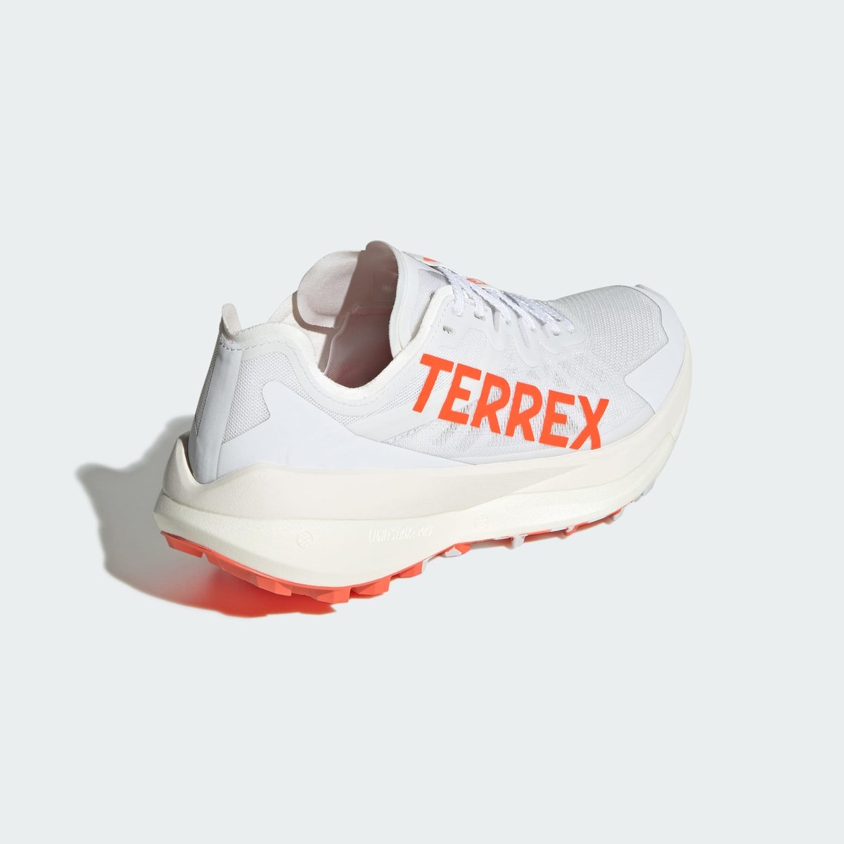 Chaussure De Trail Running Terrex Agravic Speed Chaussure De Trail Running Terrex Agravic Speed cloud white / impact orange / dash grey, adidas Performance
