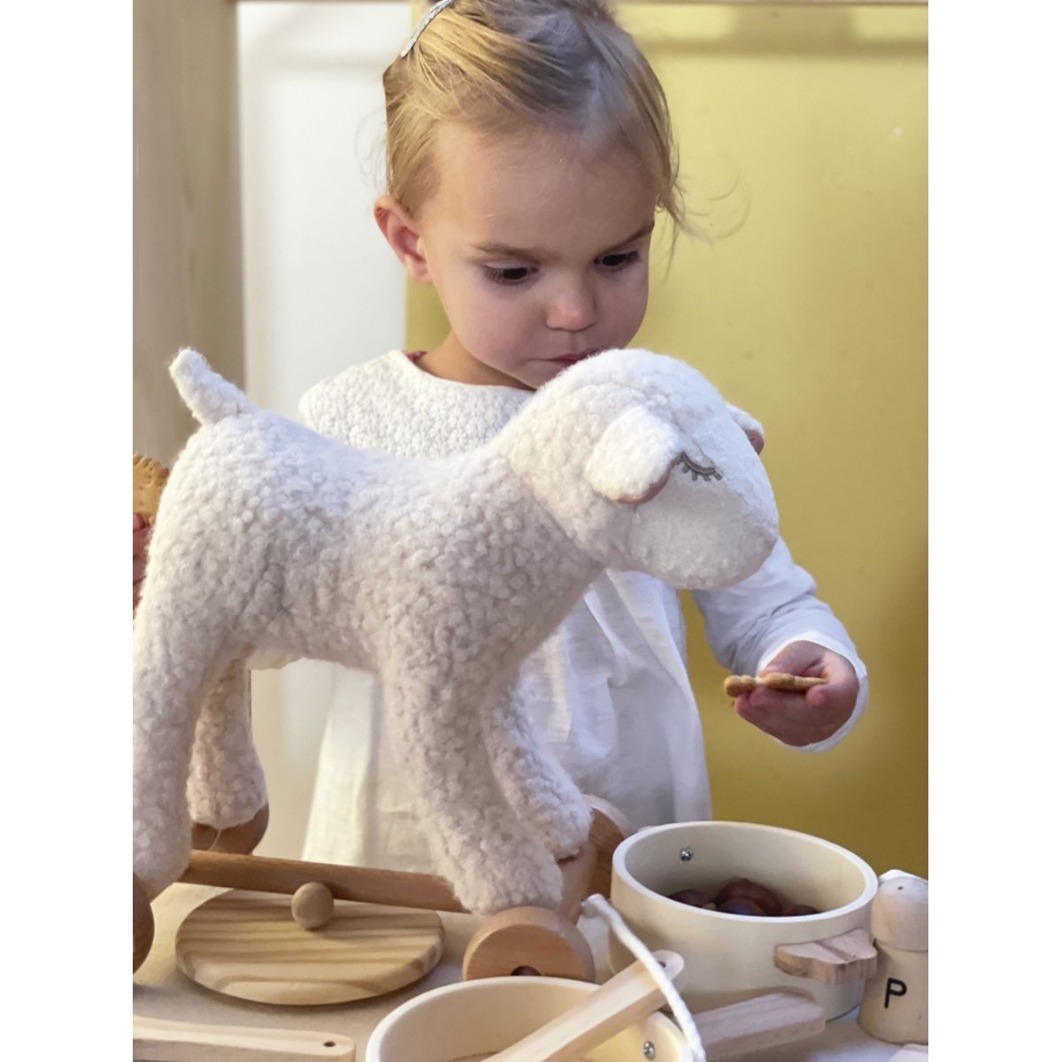 Jouet à tirer beige, EGMONT TOYS