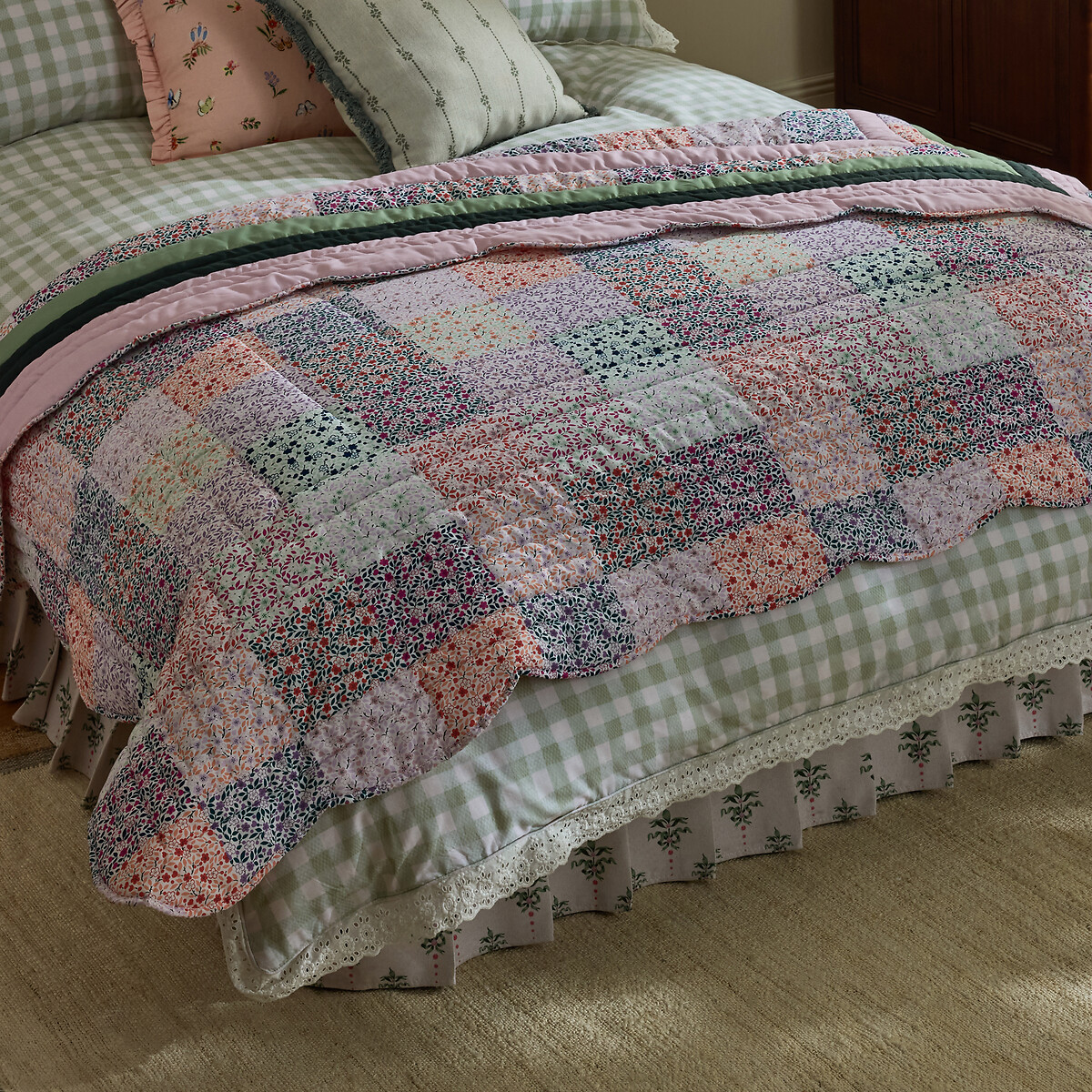 Heirloom Patchwork Reversible Quilted Bedspread pink, CATH KIDSTON