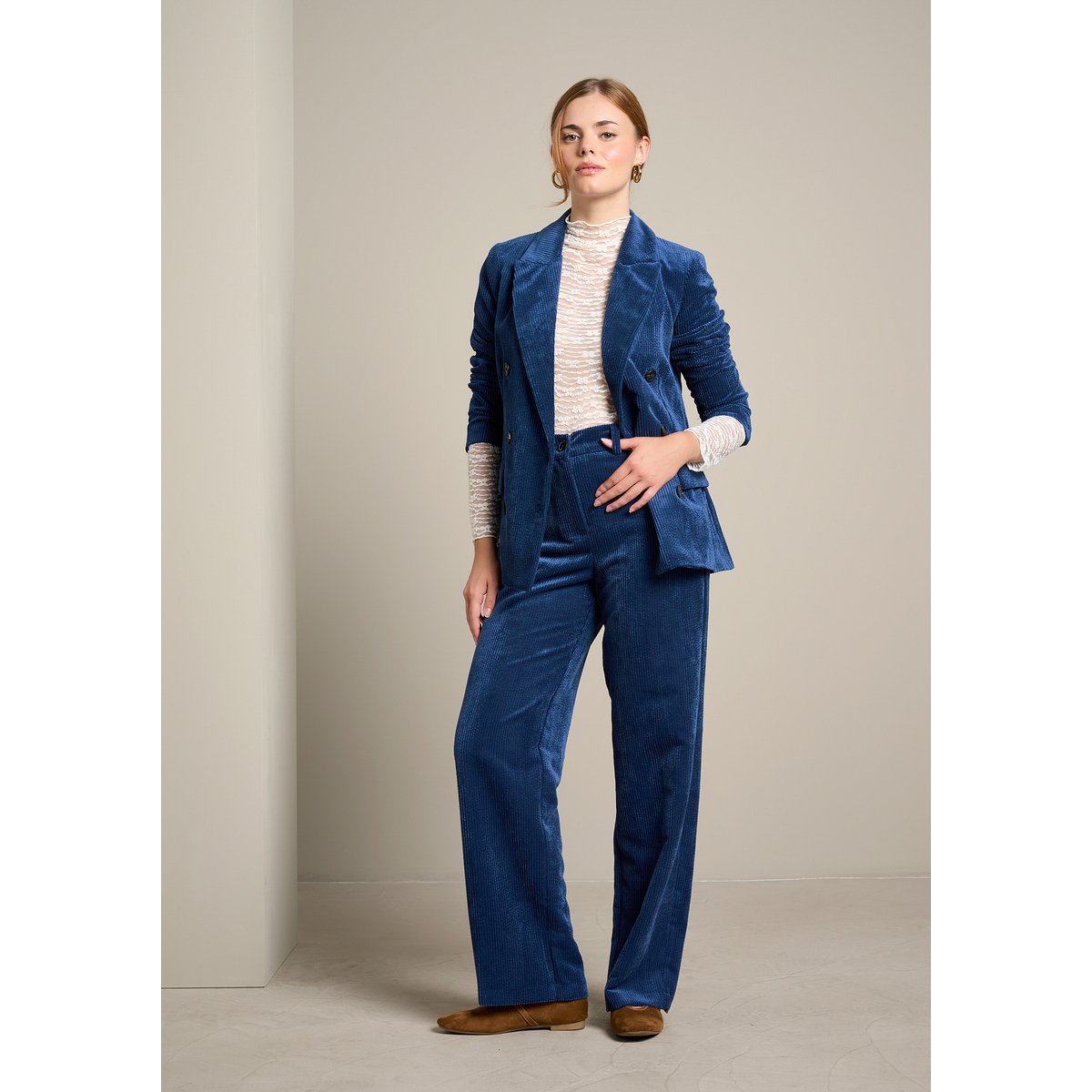 Pantalon large en velours côtelé bleu marine, LOLALIZA