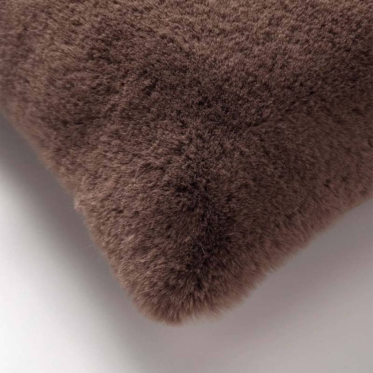 Coussin Zaya marron foncé, DUTCH DECOR