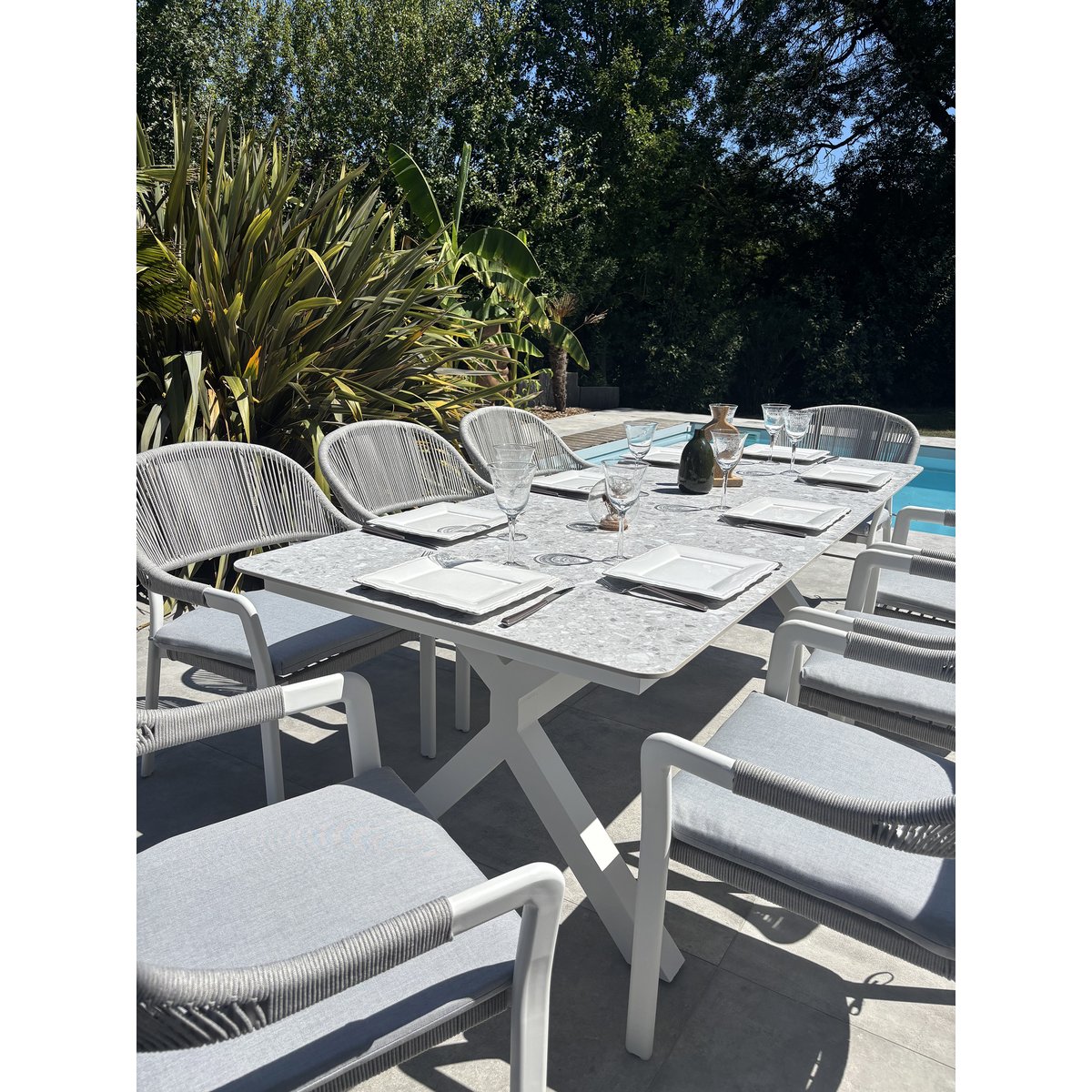 Ensemble repas de jardin 8 places ABELLA blanc, REMARQUABLE