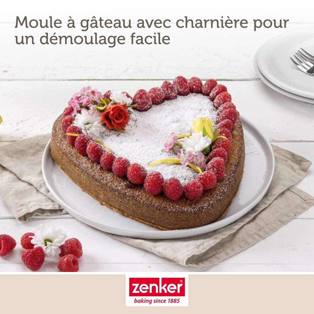Moule à gâteau coeur avec charnière noir, ZENKER
