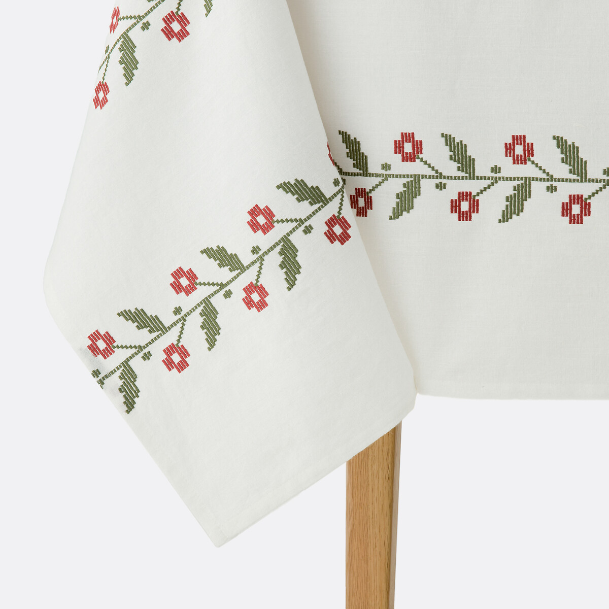 Nappe en coton lavé brodé, Auvray blanc, LA REDOUTE INTERIEURS
